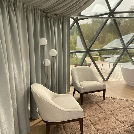 פארק נופש Kuul - Luxury Glass Domes *