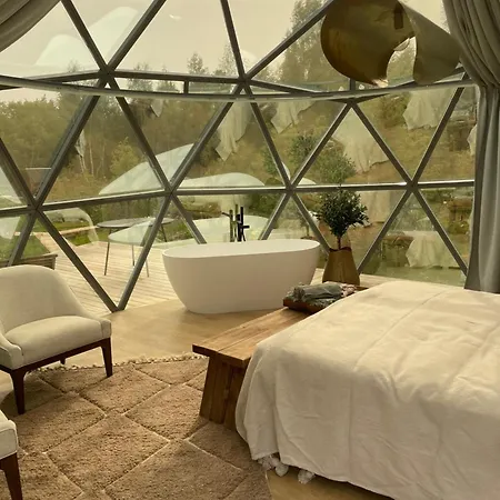 פארק נופש Kuul - Luxury Glass Domes *