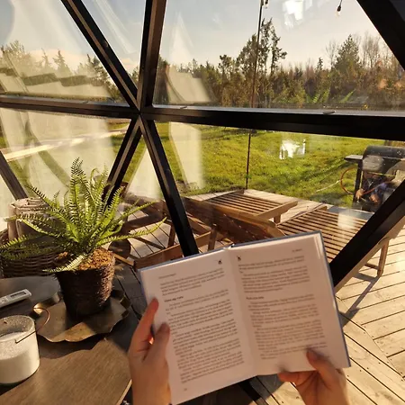 פארק נופש Kuul - Luxury Glass Domes Virtsu